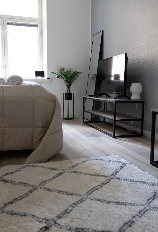 2Ndhomes Cozy, Modern Courtyard Home With Great Location Helsinki Bagian luar foto